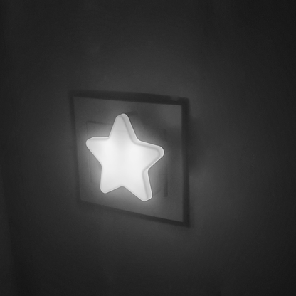 Luz Noturna LED com Sensor - Estrela